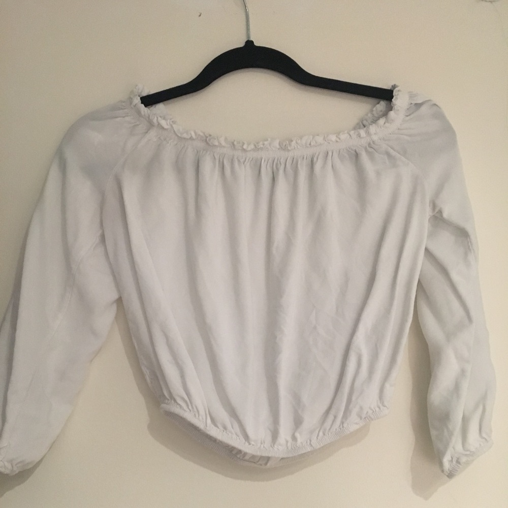 Brandy Melville off the shoulder top